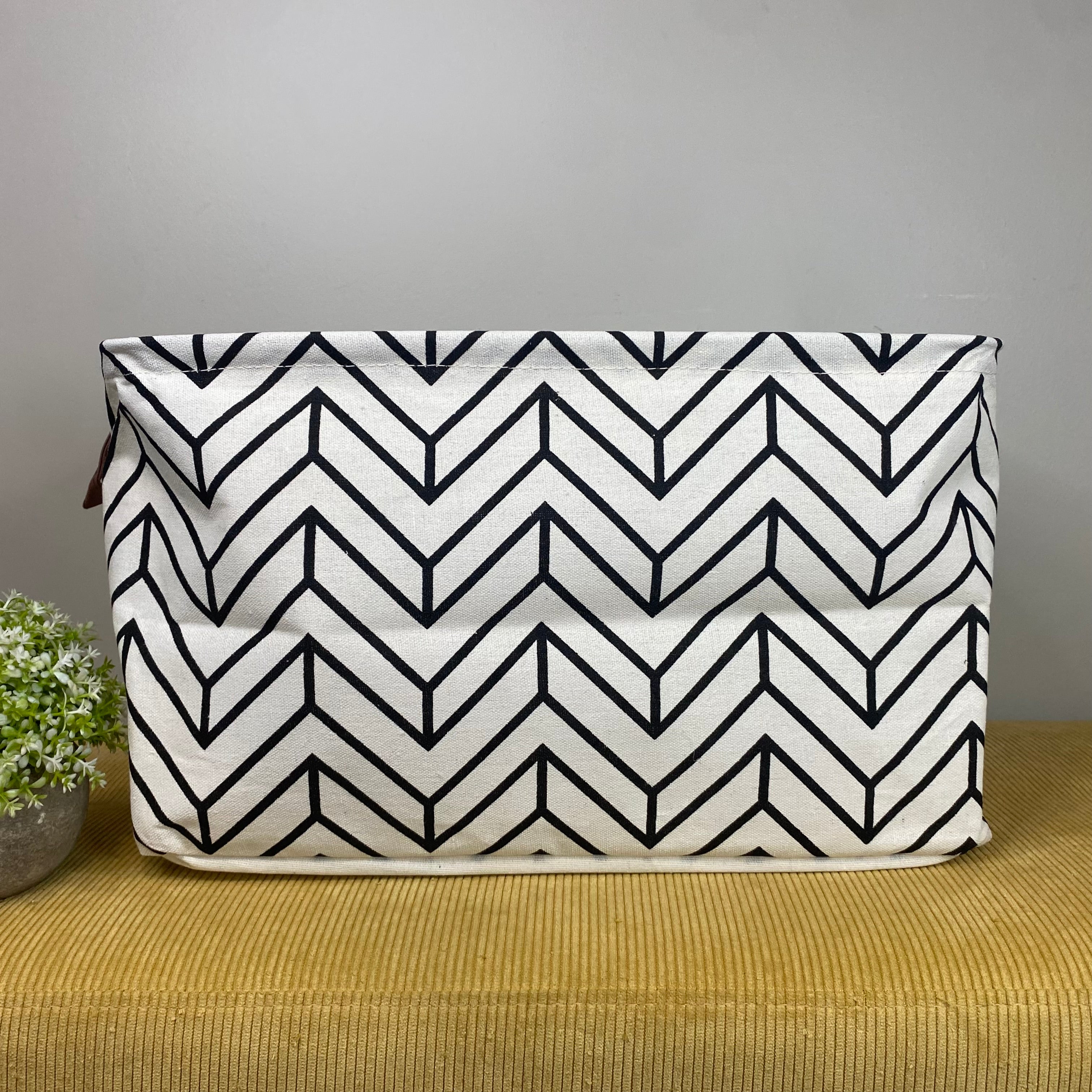 Pop Up Canvas Basket - Chevron