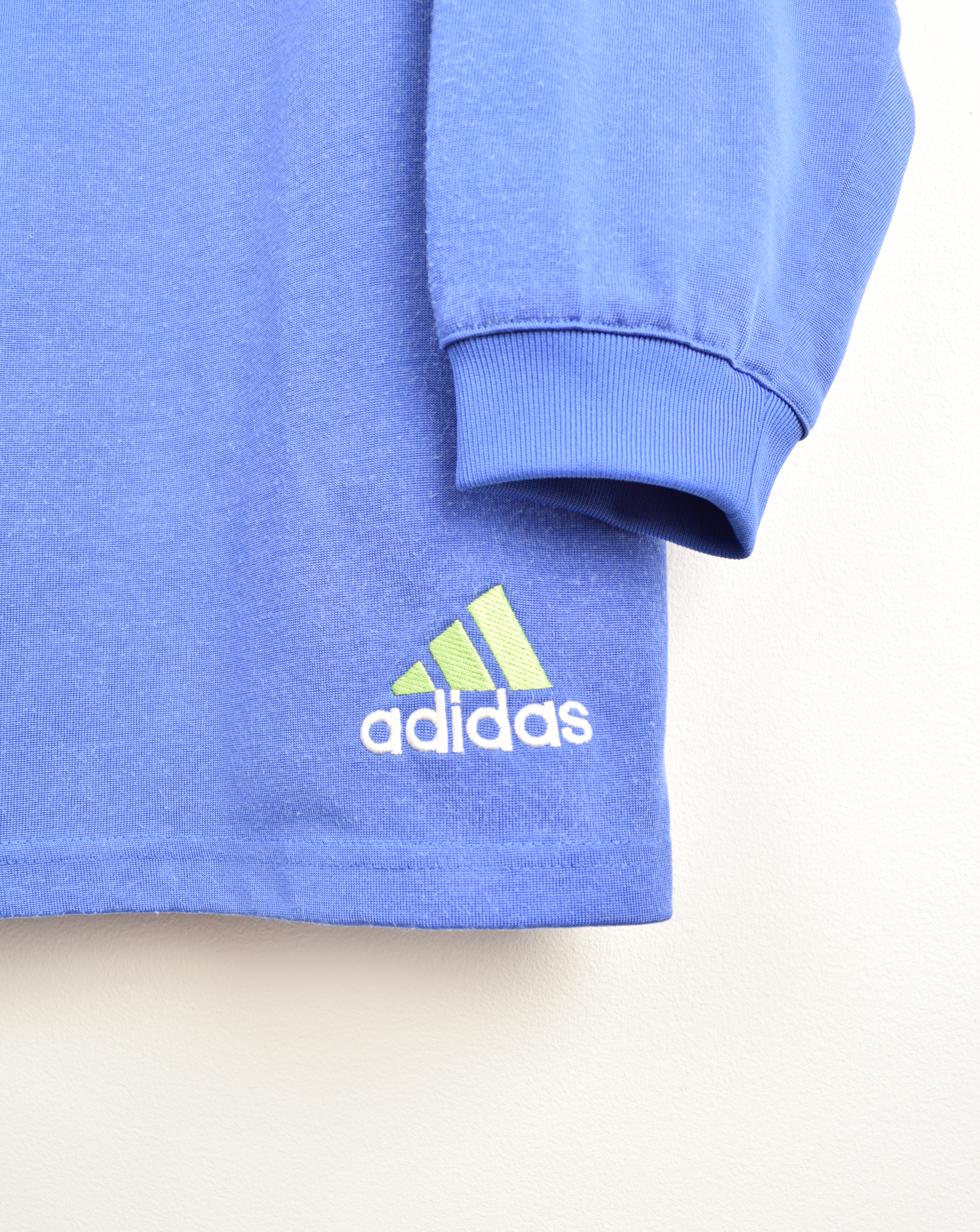 Rare Adidas Vintage T-shirt (M) FROM THE BLOCK VINTAGE