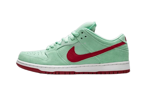 Nike Dunk SB Low Medium Mint Gym Red 600x