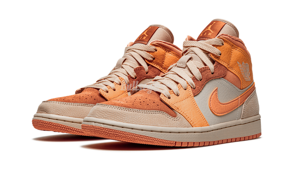 Air Jordan 1 Mid "Apricot Orange" - Nike Air Vapormax Plus Granates cantidad