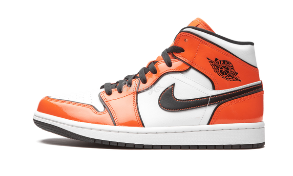 A black leather jacket and Jordan 1s can turn you into a rockstar overnight Mid "Turf Orange"-Urlfreeze Sneakers Sale Online