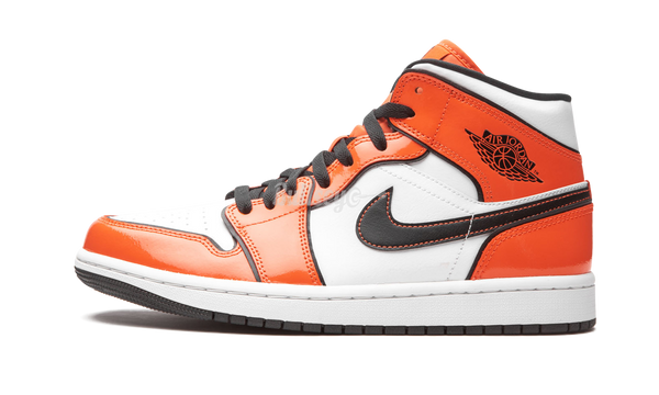 Air Jordan 1 Mid "Turf Orange"-Bullseye Sneaker VETEMENTS Boutique