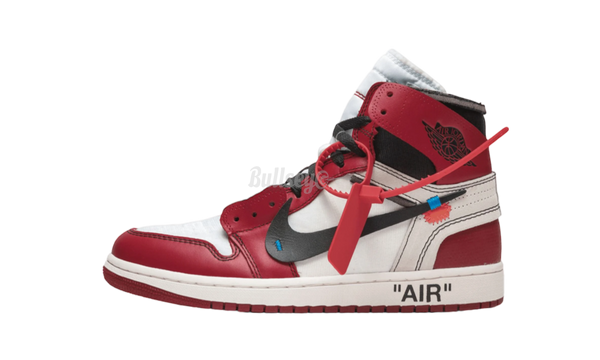 Air Jordan 1 Retro High x Off-White "Chicago"-Bottega Veneta red quilted sandals