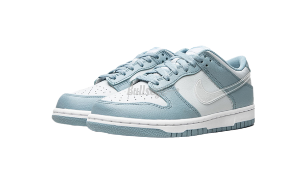nike snapback dunk low supreme neutral grey blue color "Clear Blue Swoosh" GS
