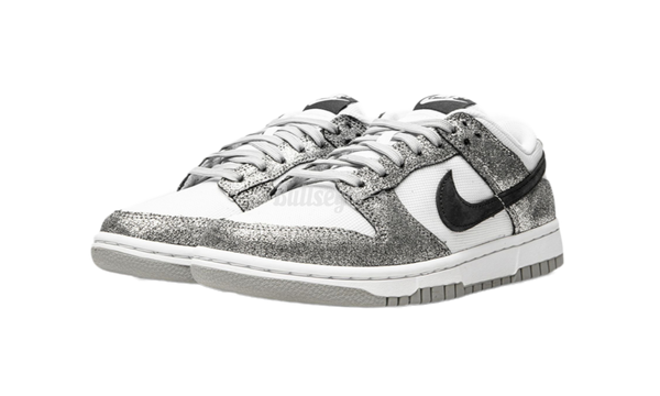 Nike Dunk Low "Metallic Silver"