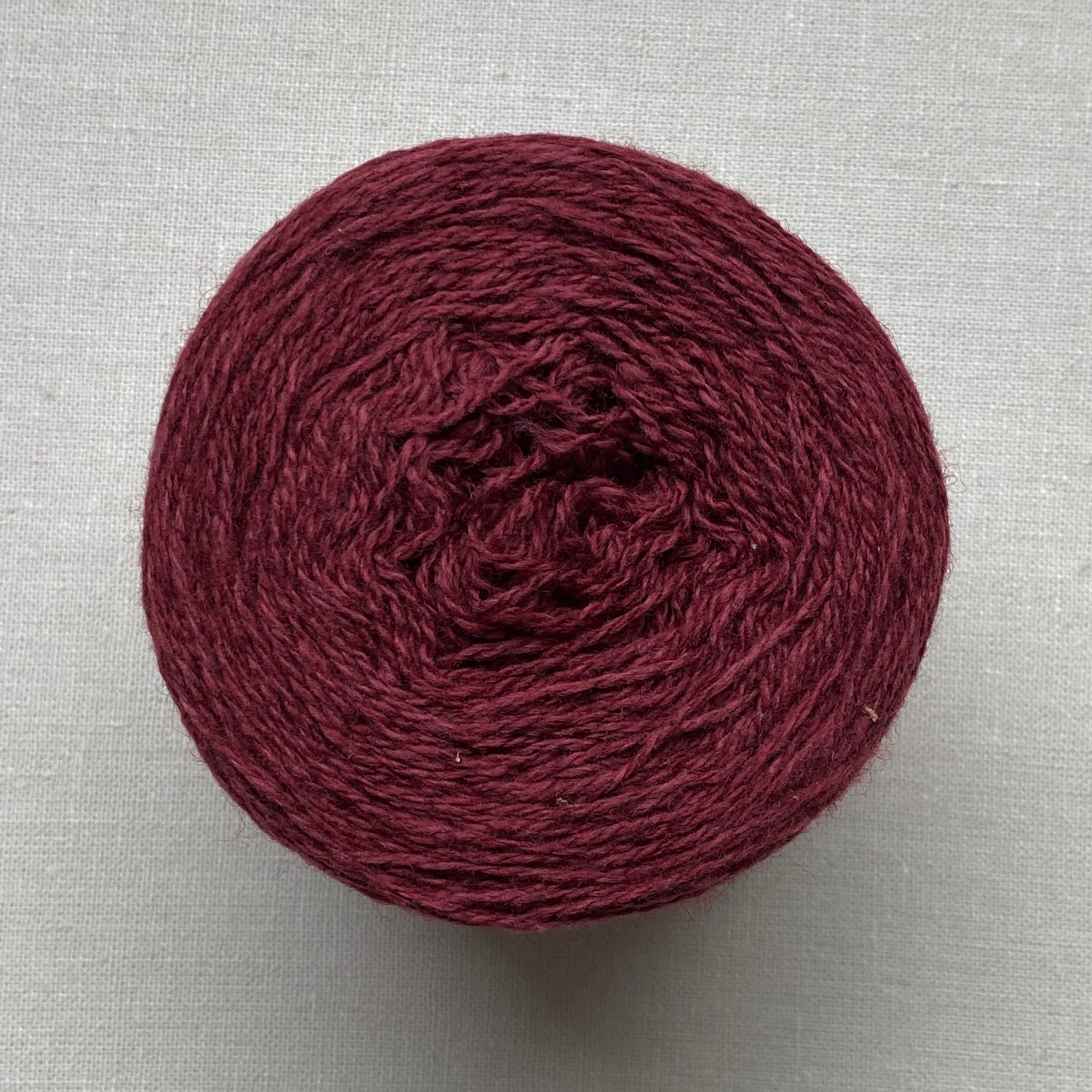 Layouten Hilse gyldige Holst Garn Coast Bourgogne 50gr – Knit Stitch