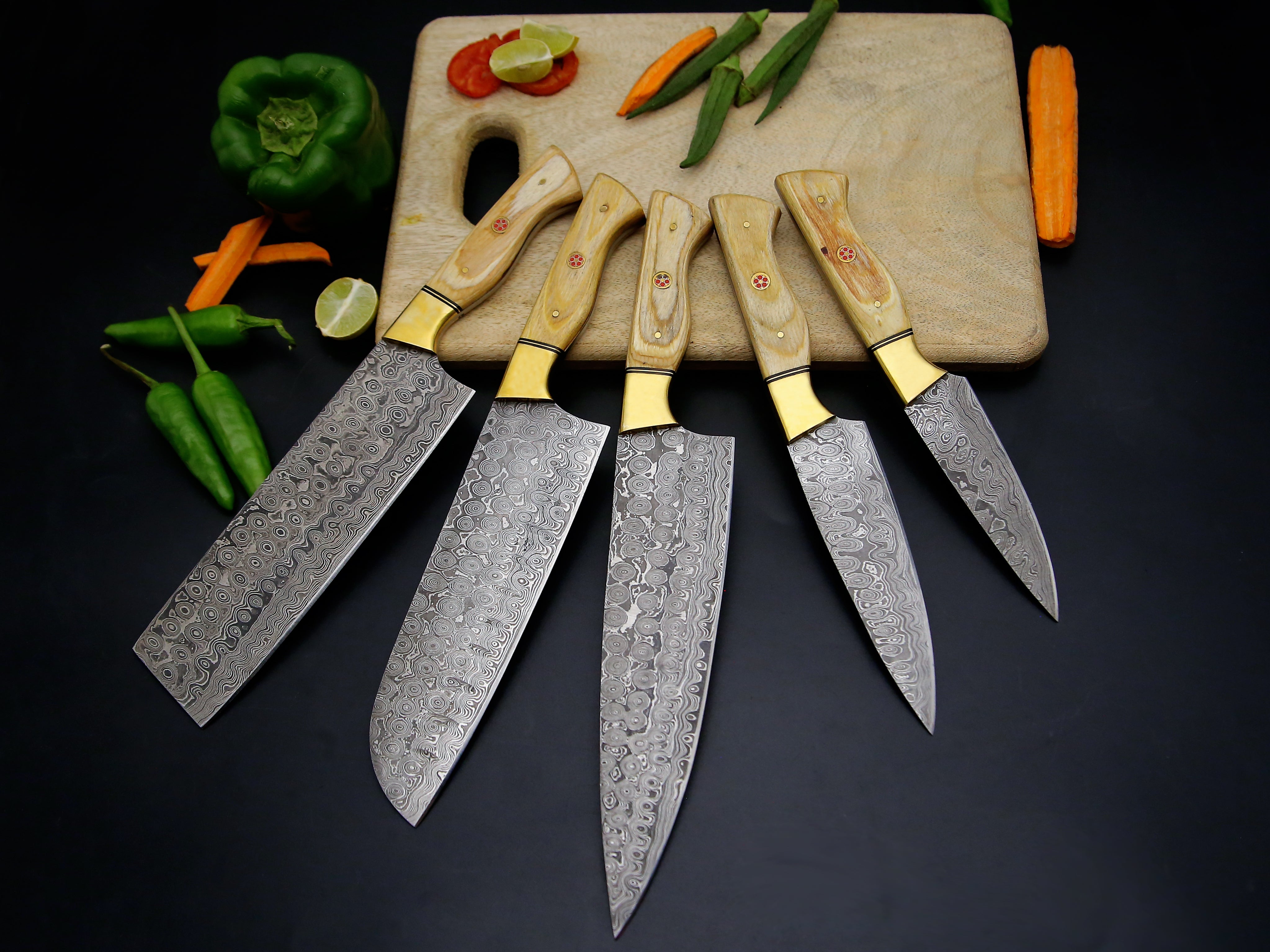 Customized Handmade Damascus Steel Chef knife Wet of 5 PCS with Olive wood Handle Brass Bolster Kitchen Knife with Leather kit