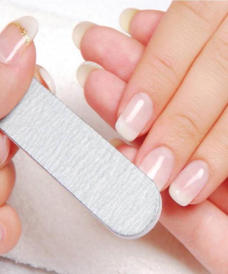 Manicures (8 Different Types)