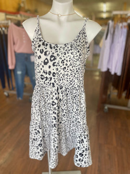 Layla Flowy Leopard Dress