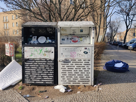 Altkleidercontainer zur Sammlung von Alttextilien