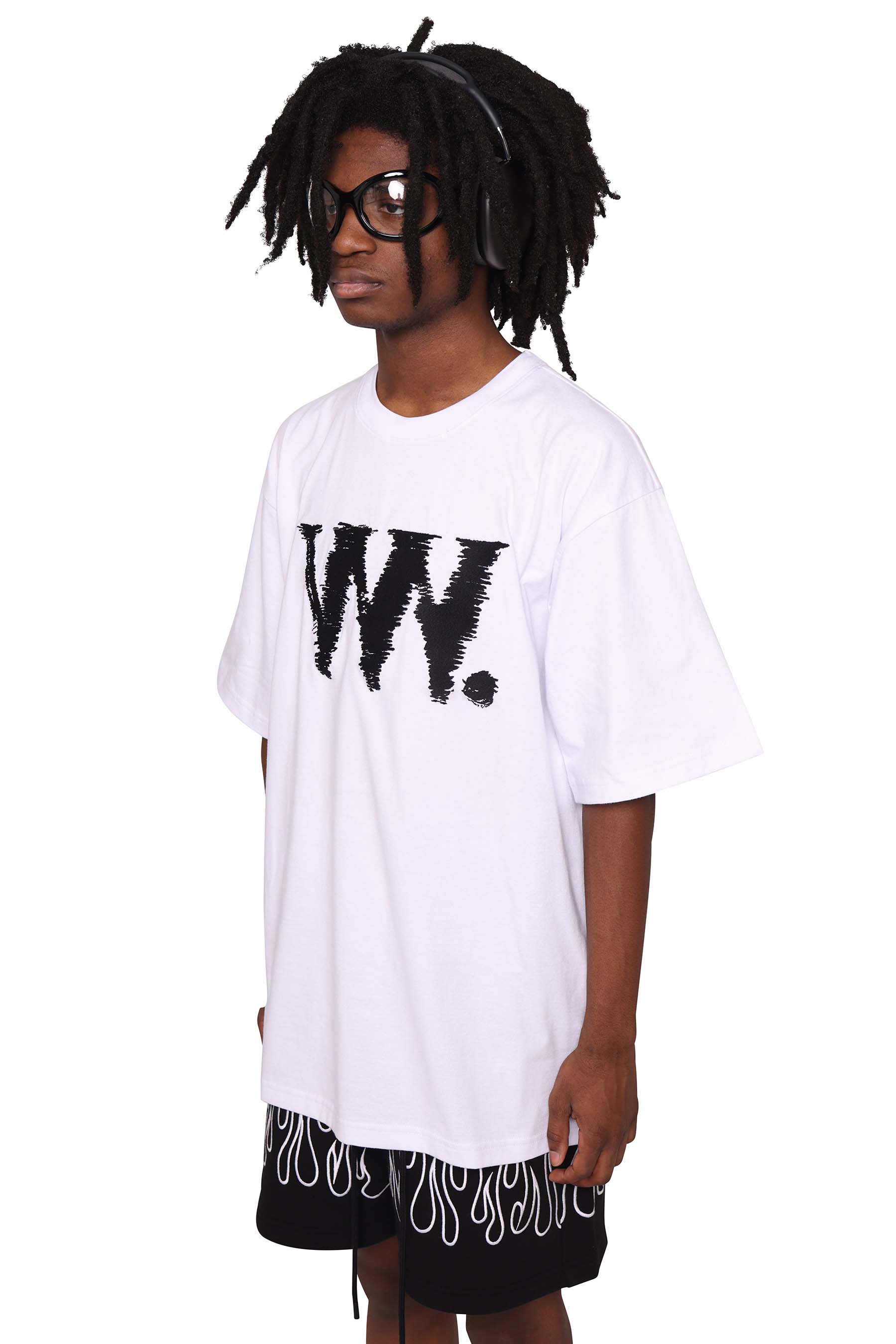 World Tour TEE - Black - VVV THE BRAND