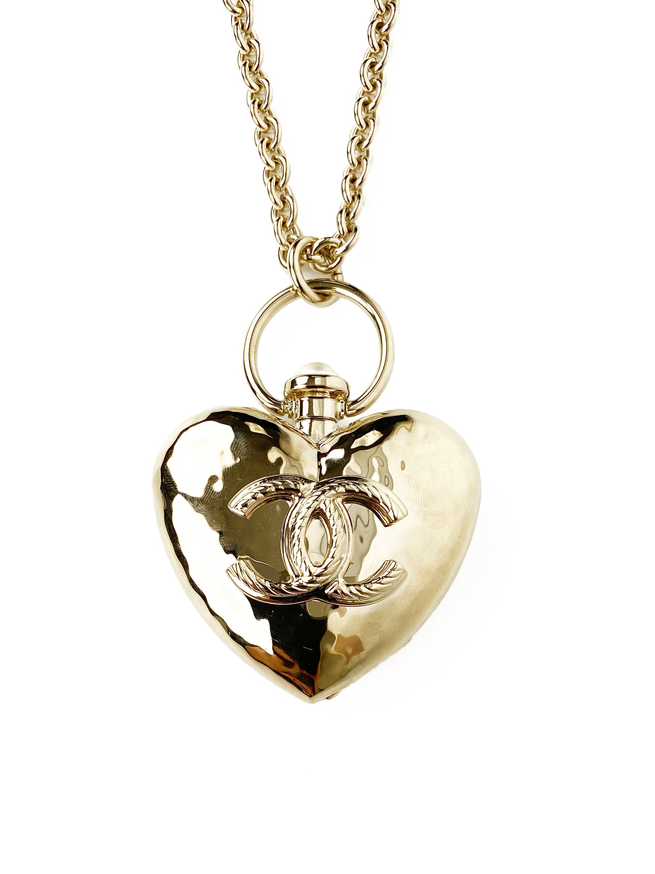 chanel necklace locket