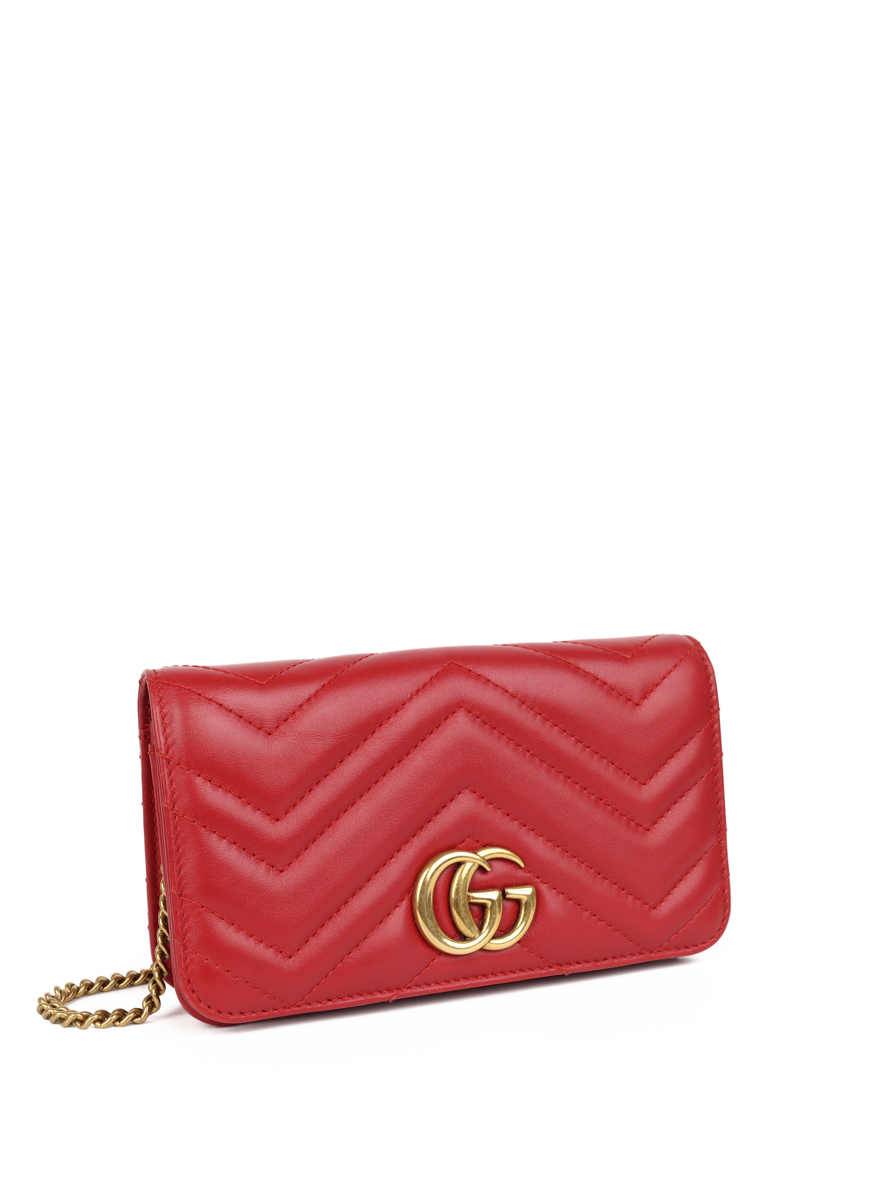 red gucci woc