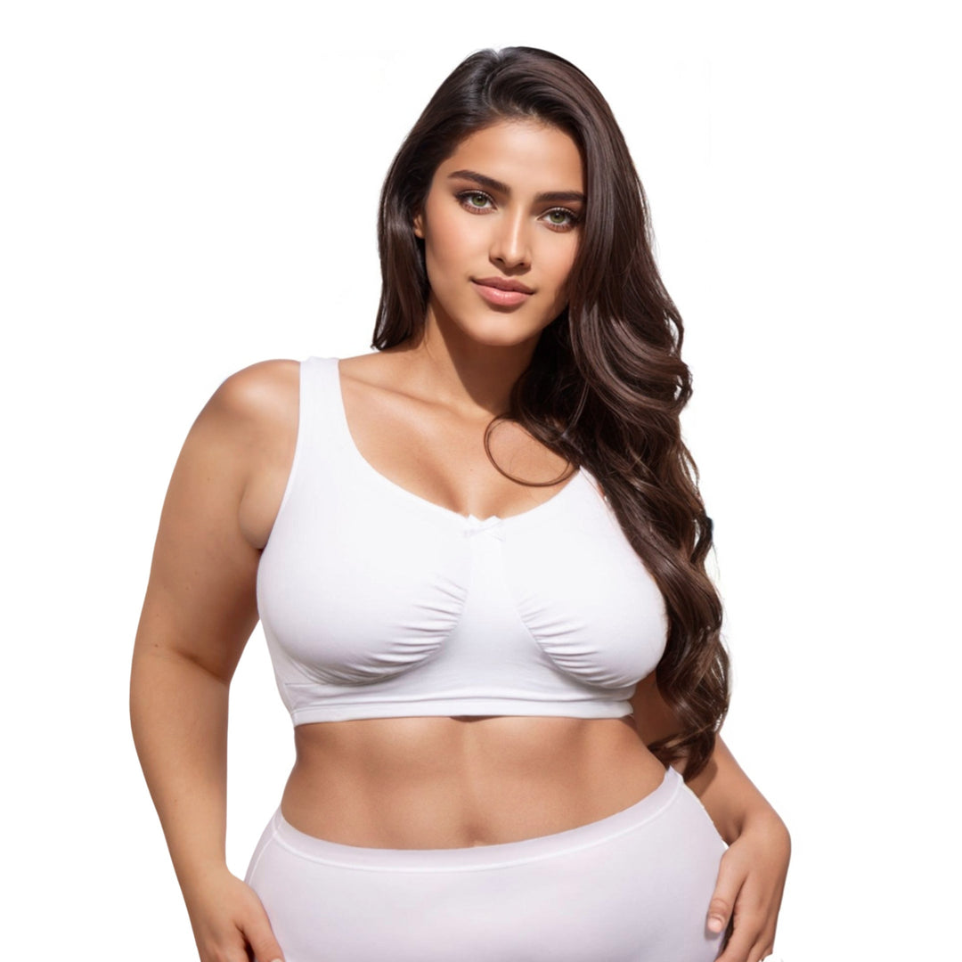 Woman's Seamless Molded Cup Bralette – Elita Intimates