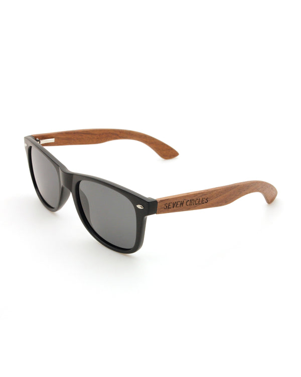 Sunglasses / Polarized Walnut Wood Amber