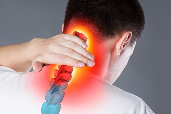 Douleurs cervicales Symptômes et causes - inphysiofr
