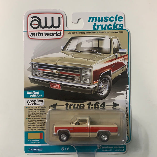 Auto World 1/64 1983 Chevy Silverado 2022 Las Vegas Supercon