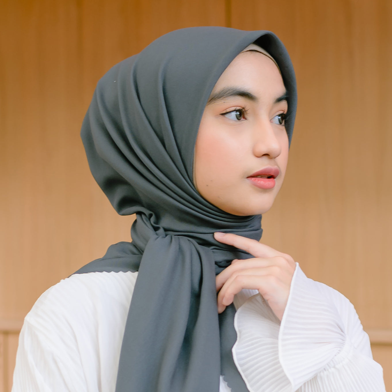 Haraa Voal (Segiempat Lasercut) Midnight Grey – Lozy