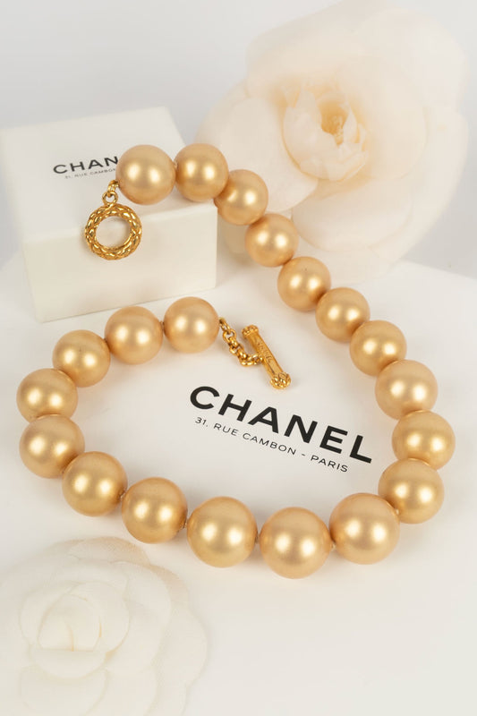Chanel Rare Vintage Turnlock Pearl Choker Necklace