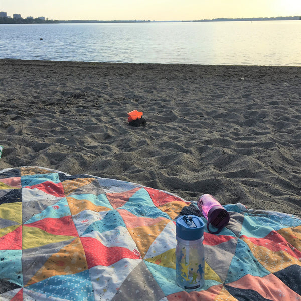 how to waterproof a quilt, tutorial by penny spool quilts