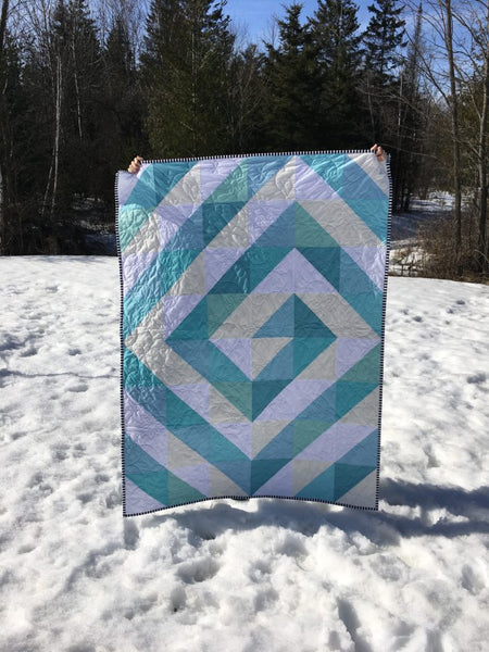 Ripple & Swirl Modern HST Quilt Pattern - Penny Spool Quilts - Winter Swirl 
