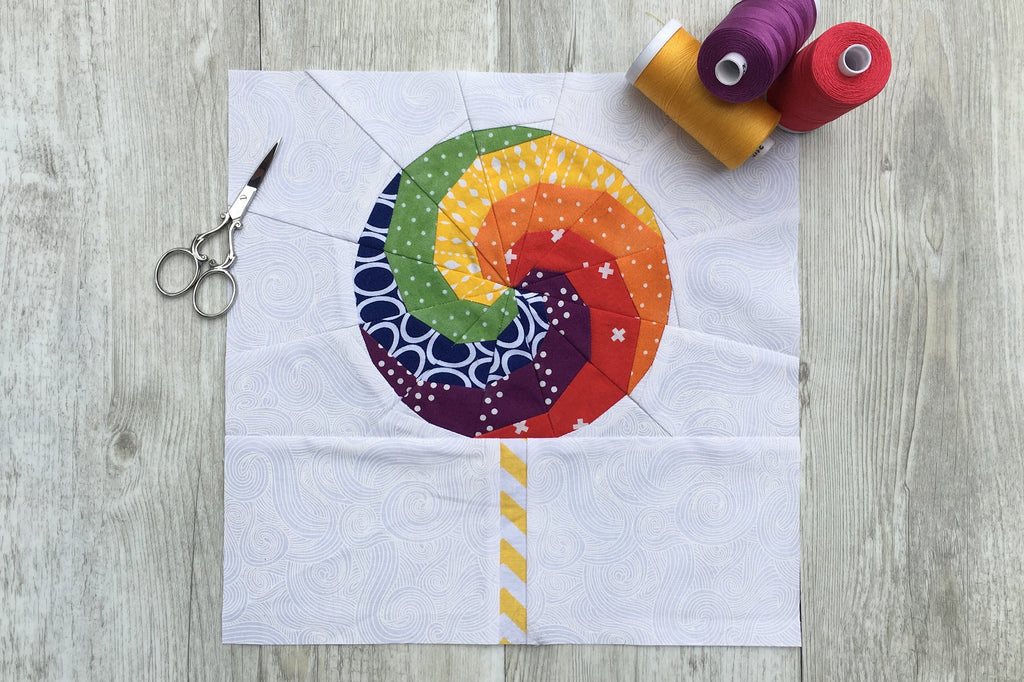 Swirly Lollipop FPP Quilt Block Pattern by Penny Spool Quilts