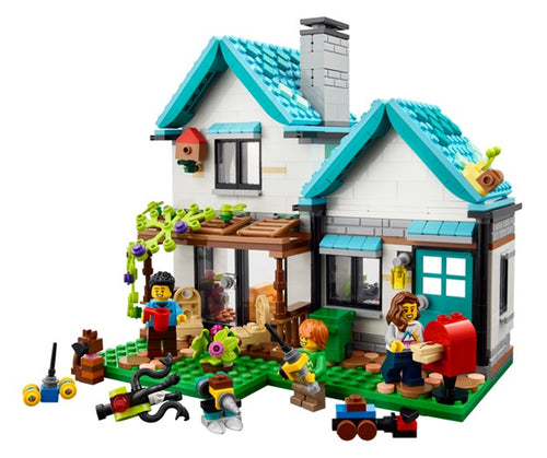 LEGO Creator 3in1 Birdhouse 31143, Birds to Hedgehog to Beehive Set, Forest  Animal Figures, Building Toys for Kids Ages 8 Years and Over, Colorful Toy