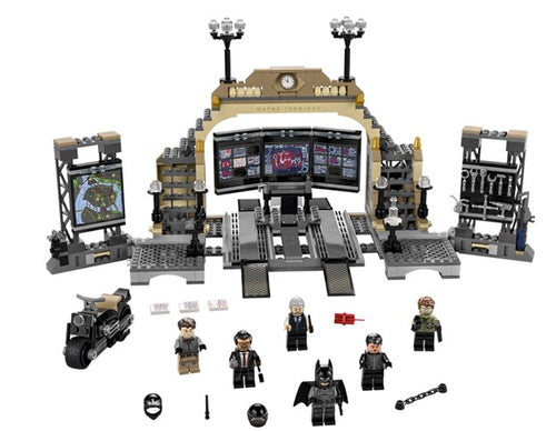 Batcave™ – Shadow Box 76252 | DC | Buy online at the Official LEGO® Shop US