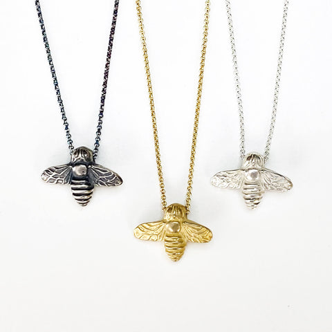 Three Bee Pendant Necklace Set