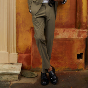 The Wells Vintage Olive Pant alternated image 4