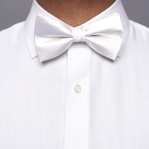 Solid Satin White Bow Tie alternated image 4