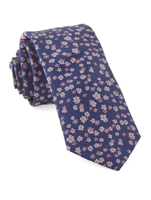 Free Fall Floral Purple Tie featured image