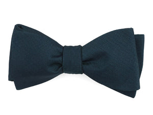 Refinado Floral Teal Bow Tie