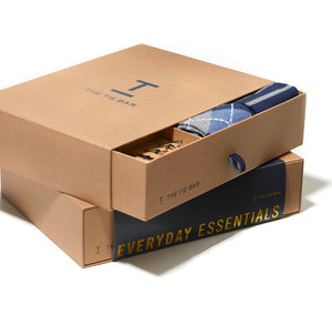 The Essentials Box Navy Gift Set alternated image 3