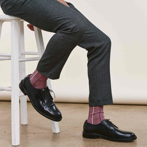 Vertical Stripe Mauve Socks alternated image 3