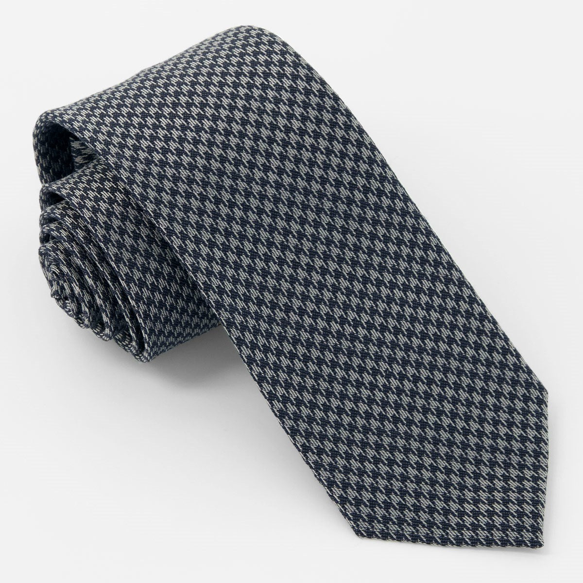 Puppy-tooth Black Tie | Wool Ties | Tie Bar