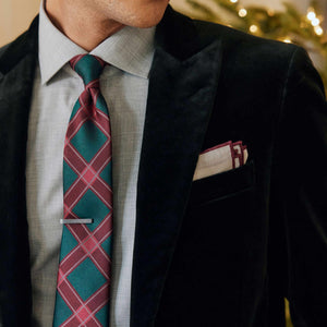 Holiday Plaid Hunter Green Tie alternated image 4