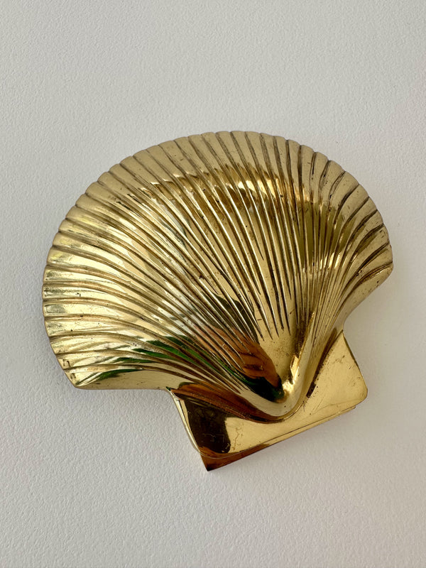 Brass Clam Shell  Oversized – BOHTEAK