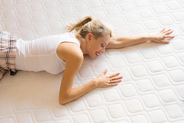 Comment nettoyer un matelas? Pipi au lit comment nettoyer le matelas?