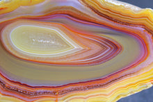 Load image into Gallery viewer, Island-Agate
