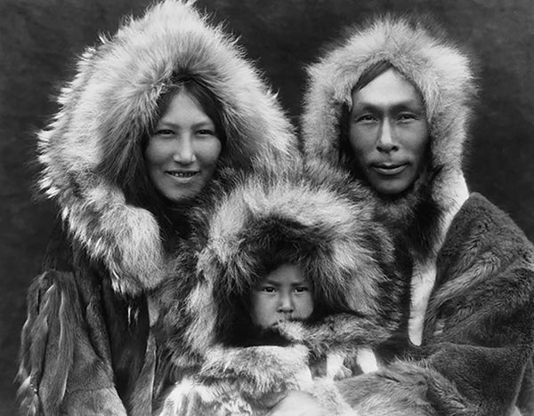 Famille Inuit, peuple d'Alaska