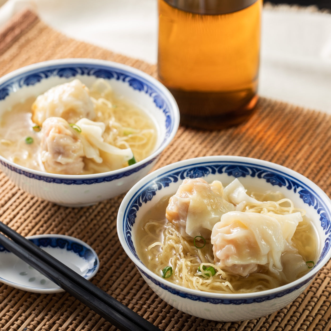 冷凍商品 香港文記雲呑麺 ４人前セット 大ぶりなエビワンタンとしゃきしゃき食感の極細麺が特徴の 香港名物ワンタン麺 Yonechiku Lapman ヨネチクラップマン