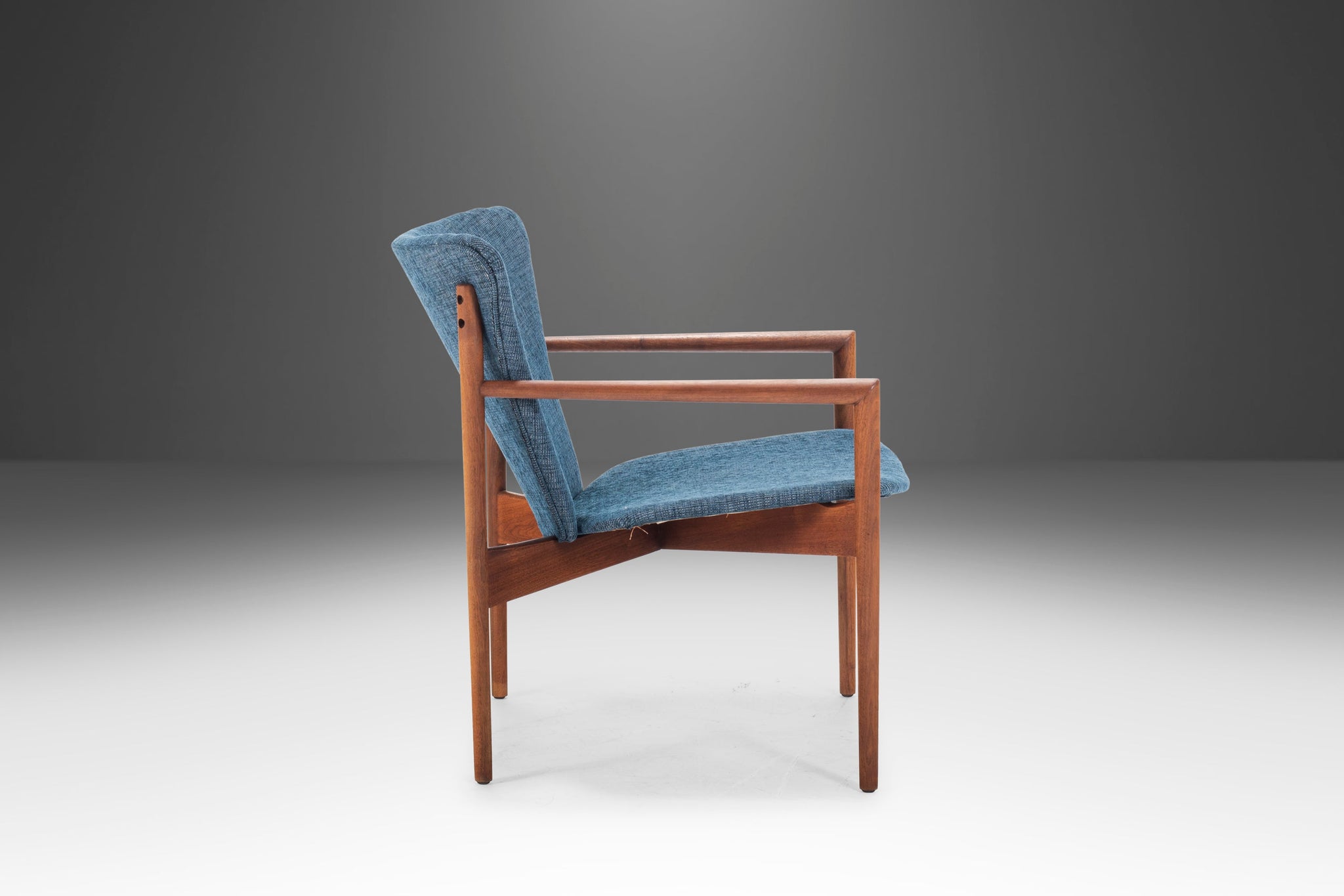 kai arm chair in walnut