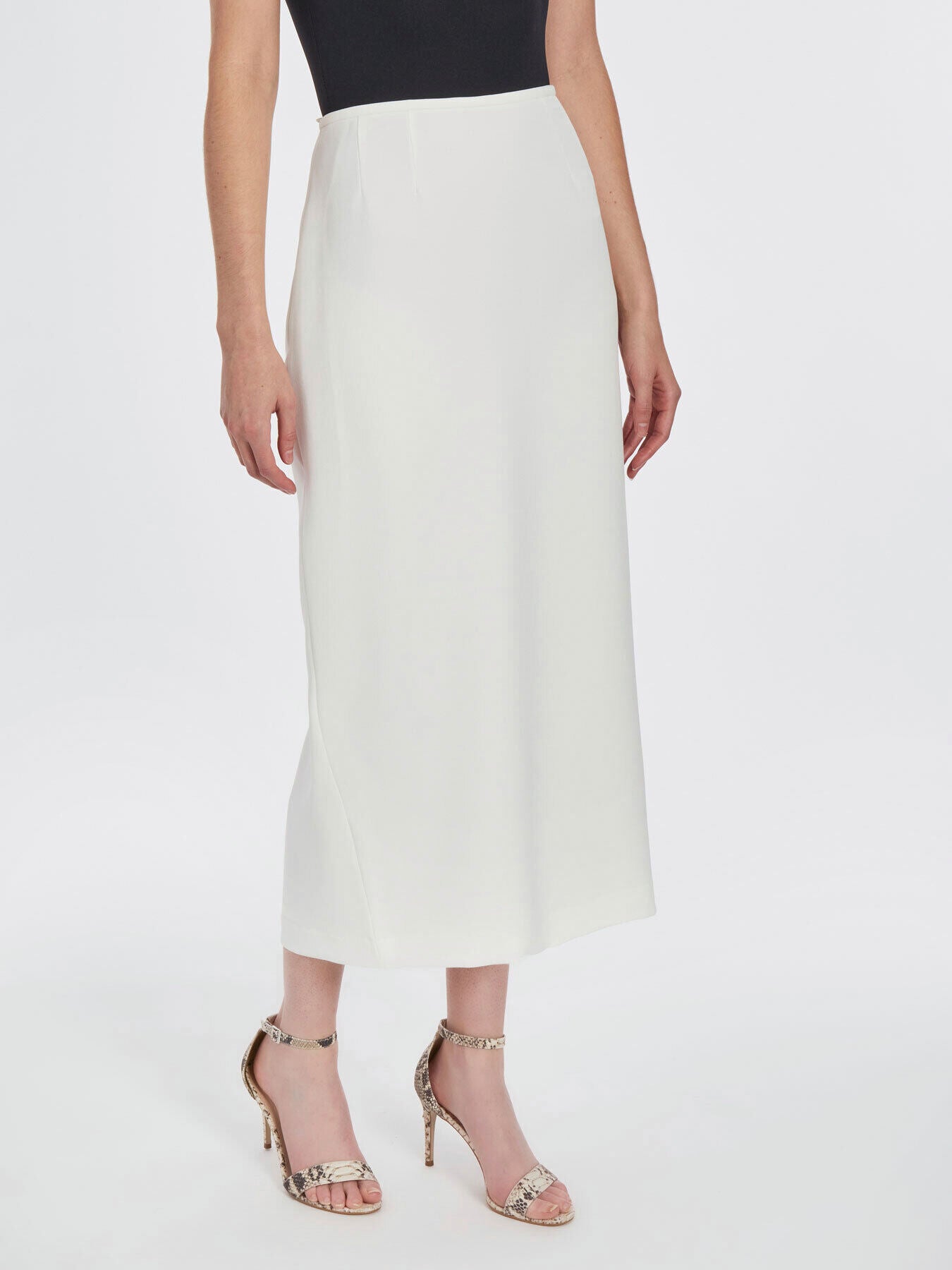 Crepe Column Skirt