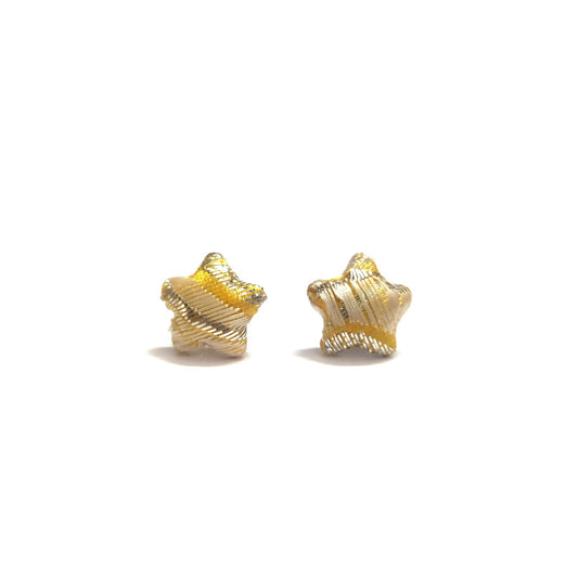 18K Gold Solid Star Shaped Diamond Earrings