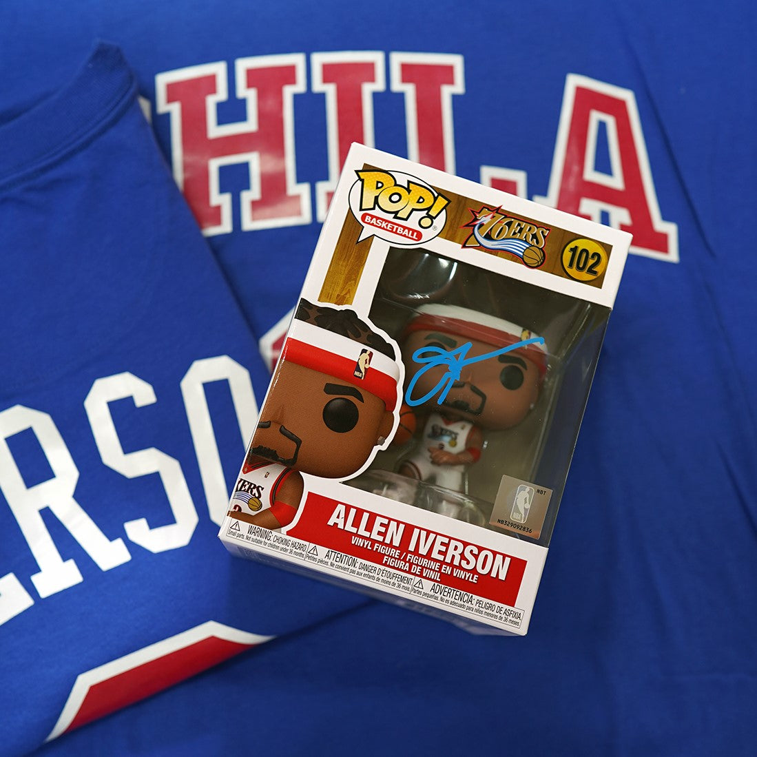 [Autographed] NBA: Legends Allen Iverson (Sixers Home) Pop! Vinyl Figure FU55215