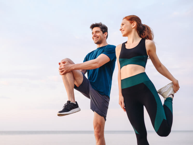 Couple workout together