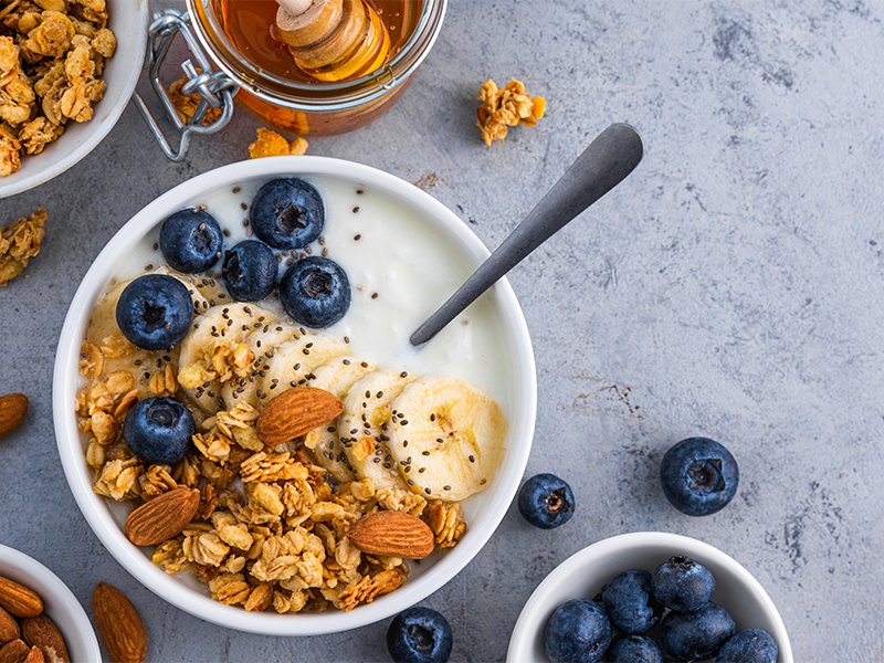 Yoghurt and fruit