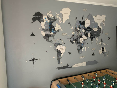 A 3D Wooden World Map in color Nordik