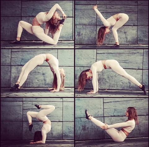 Poses de yoga dans des chaussettes Shashi